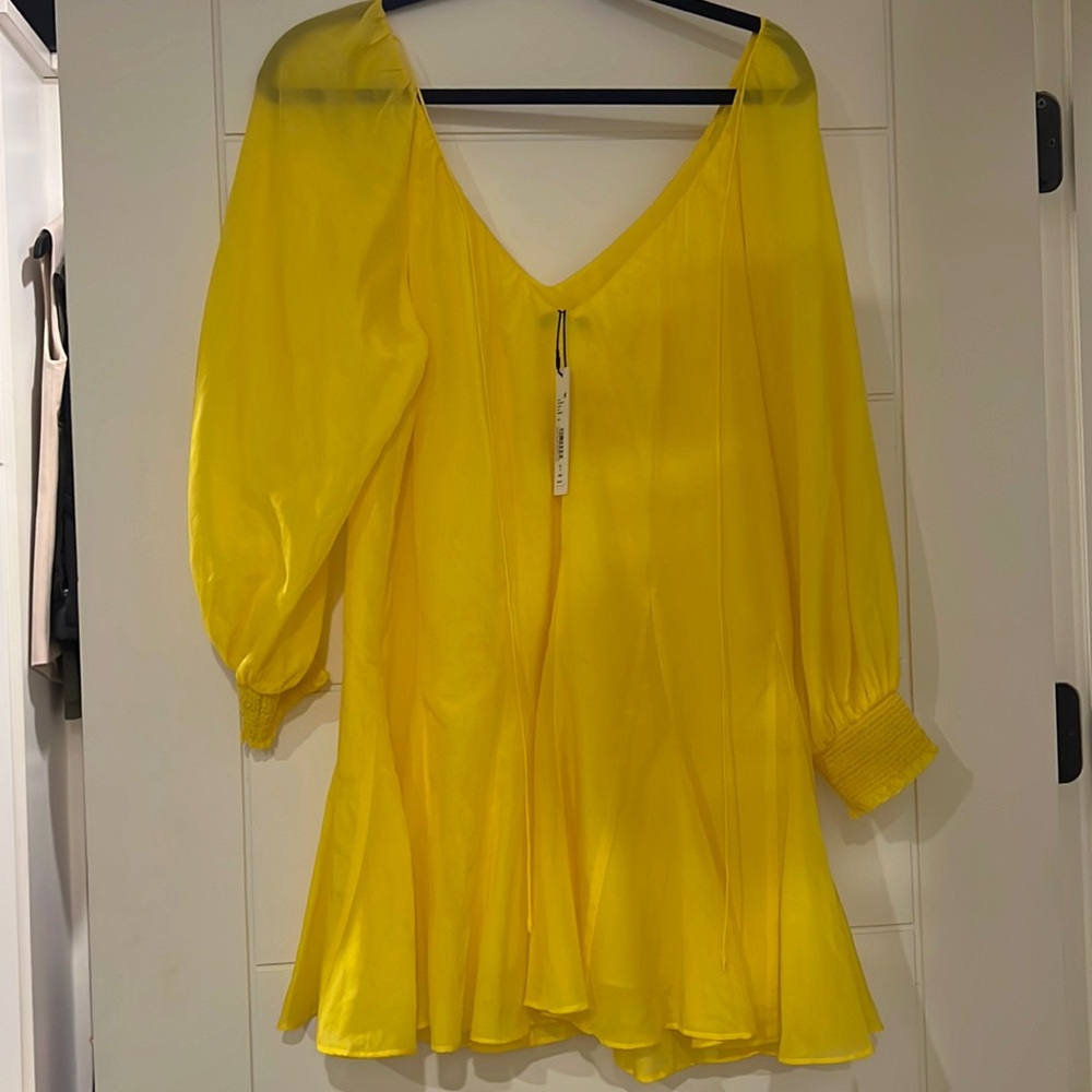 Beautiful yellow Alice and Olivia dress